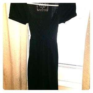 Black long shirt with detail at bust tie around